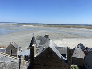Photo of village in Mont st michel